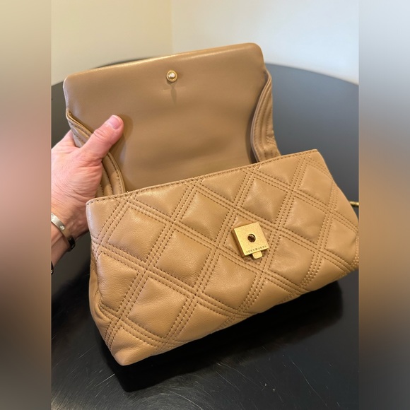 NWT Authentic Luxury Minimalist Tory Burch Fleming Quilted Soft Clutch/Bag - Picture 16 of 17